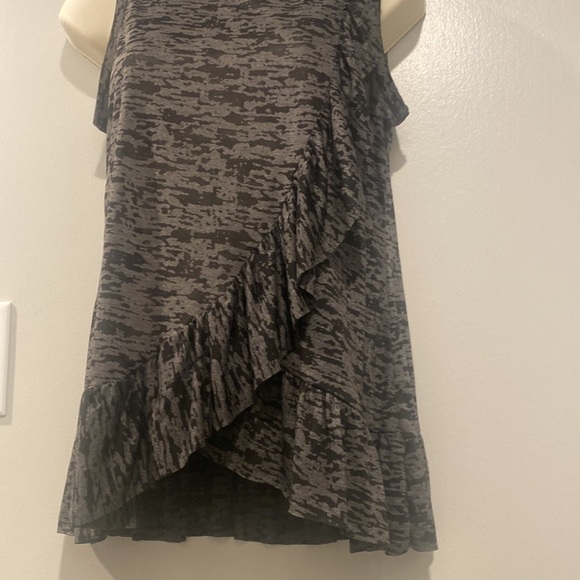 DG2 Lightweight Tank Top - Picture 3 of 8